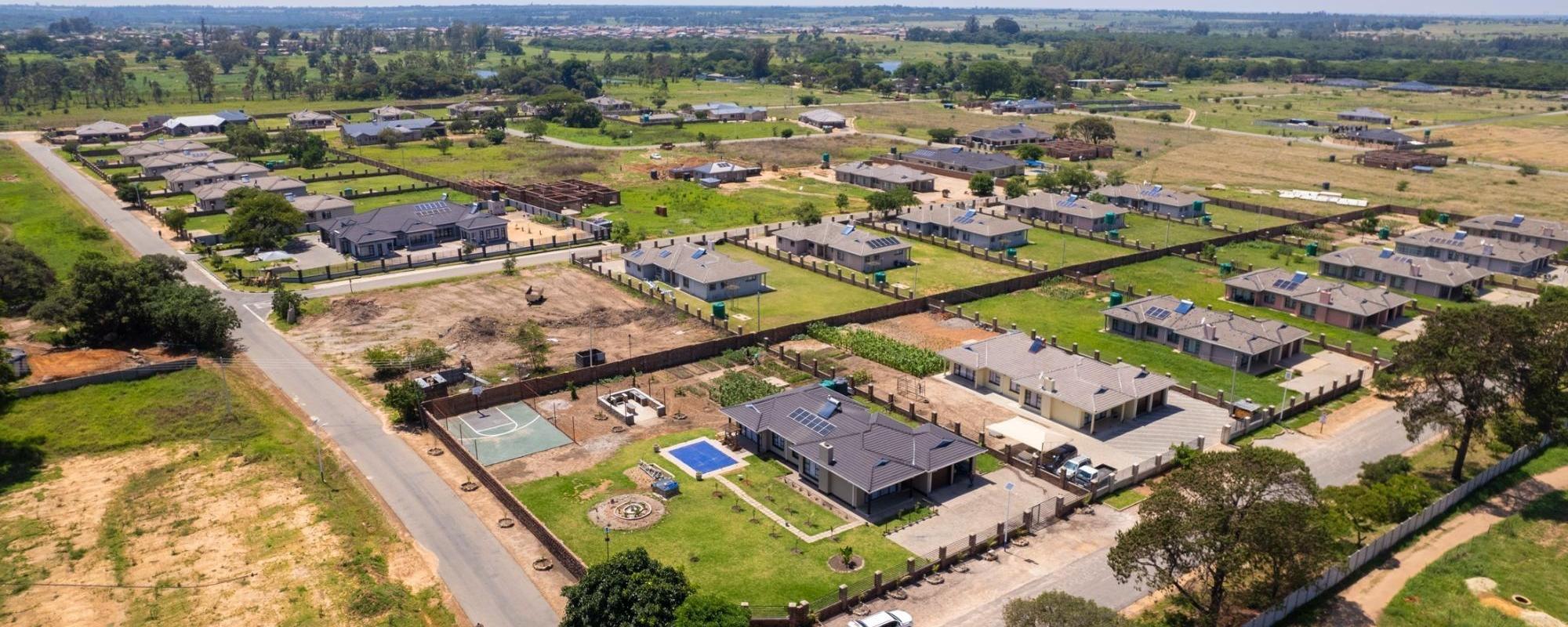 Boulders Estate, Ruwa