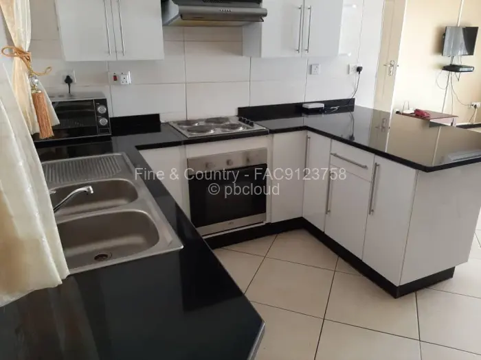 Townhouse/Complex/Cluster to Rent in Belgravia