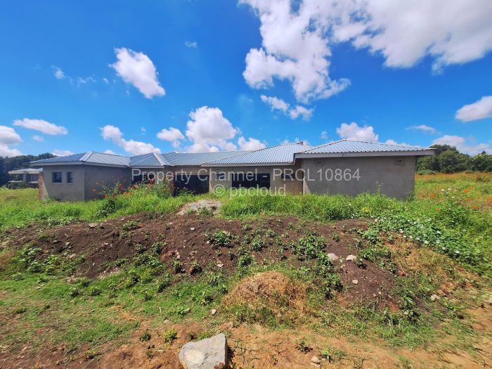 Townhouse/Cluster for Sale in Borrowdale, Harare