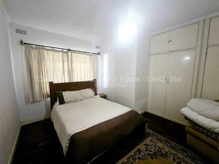3 Bedroom House to Rent in Meyrick Park