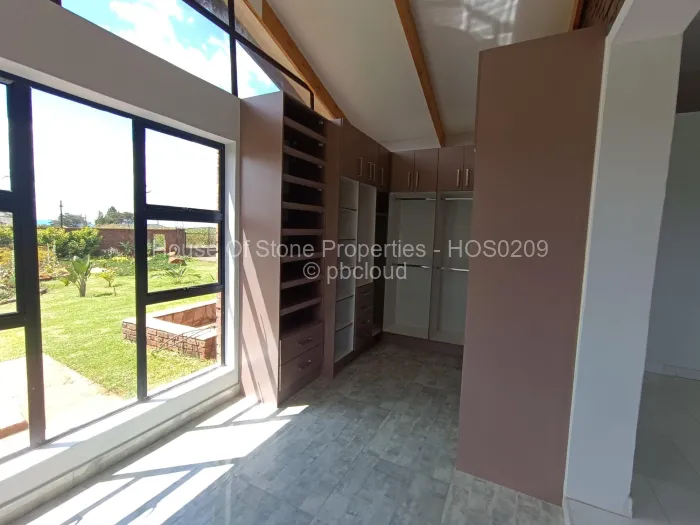 5 Bedroom House for Sale in Gletwin Park, Harare
