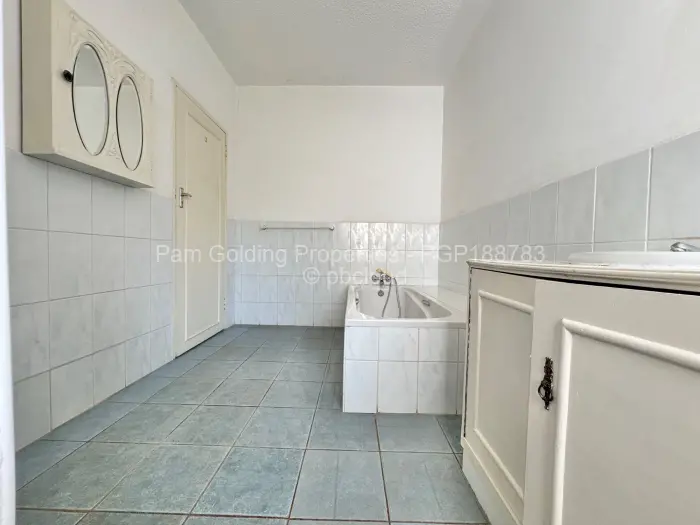 Townhouse/Cluster to Rent in Highlands