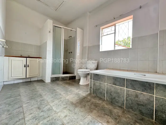 Townhouse/Cluster to Rent in Highlands