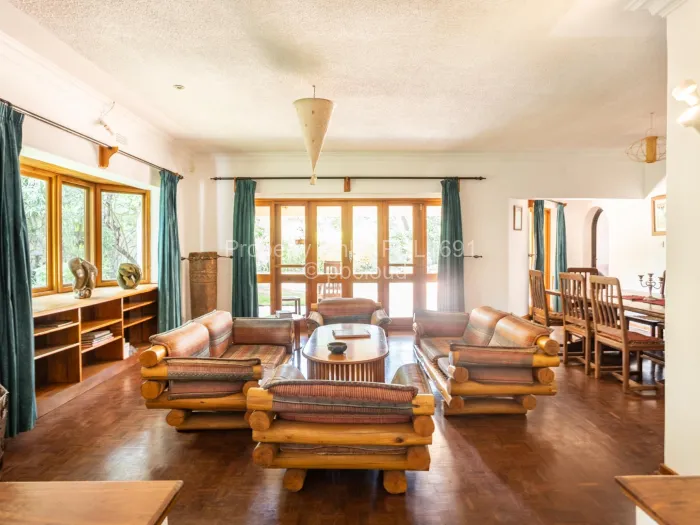 4 Bedroom House to Rent in Mount Pleasant