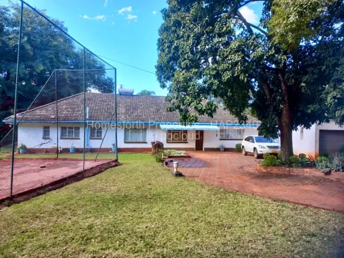 3 Bedroom House for Sale in Chisipite, Harare
