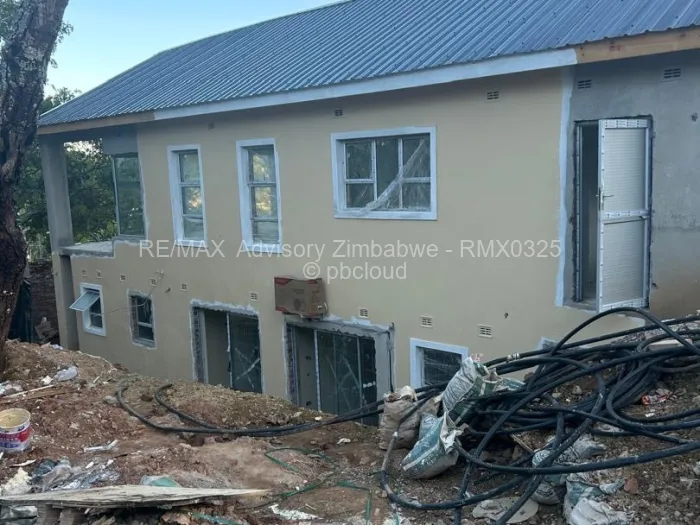Townhouse/Cluster for Sale in Helensvale, Harare