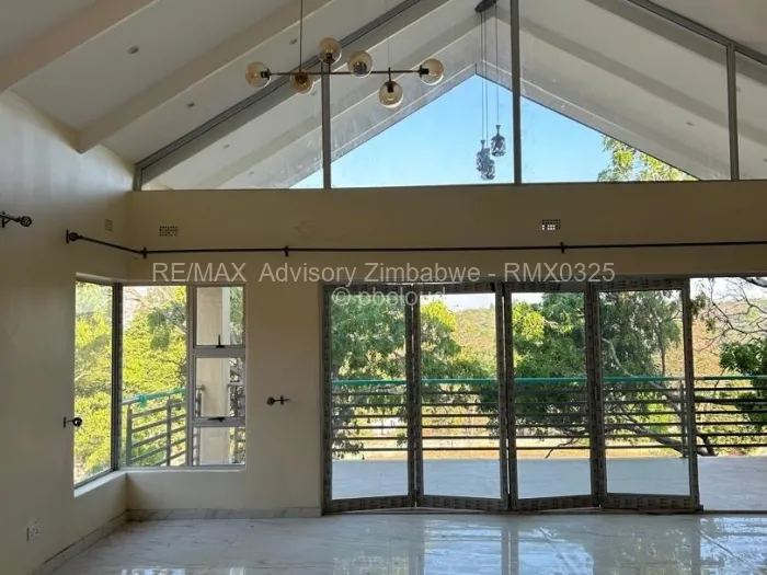 Townhouse/Cluster for Sale in Helensvale, Harare