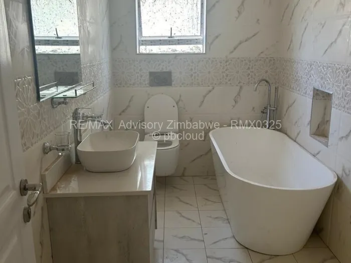 Townhouse/Cluster for Sale in Helensvale, Harare