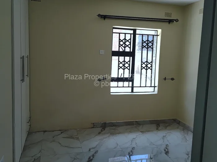 Townhouse/Complex/Cluster to Rent in Bluff Hill