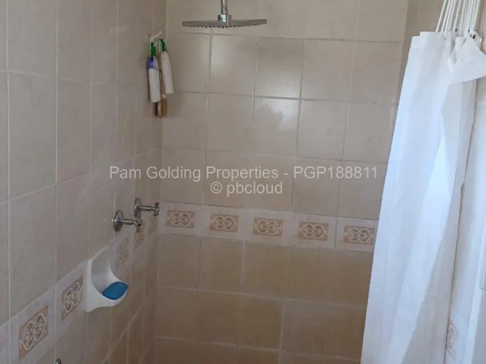 4 Bedroom House for Sale in Penhalonga, Penhalonga