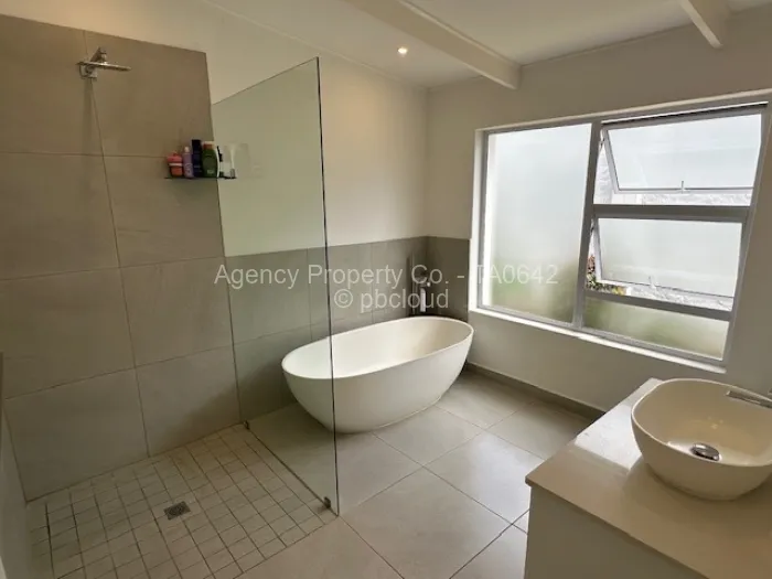 Townhouse/Complex/Cluster to Rent in Highlands