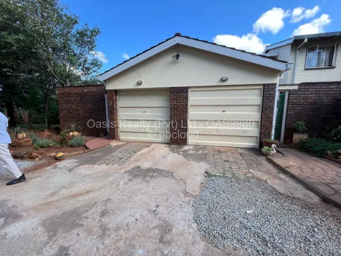 Flat/Apartment for Sale in Greystone Park, Harare