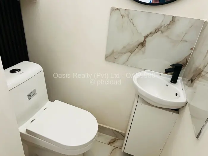 Flat/Apartment for Sale in Greystone Park, Harare