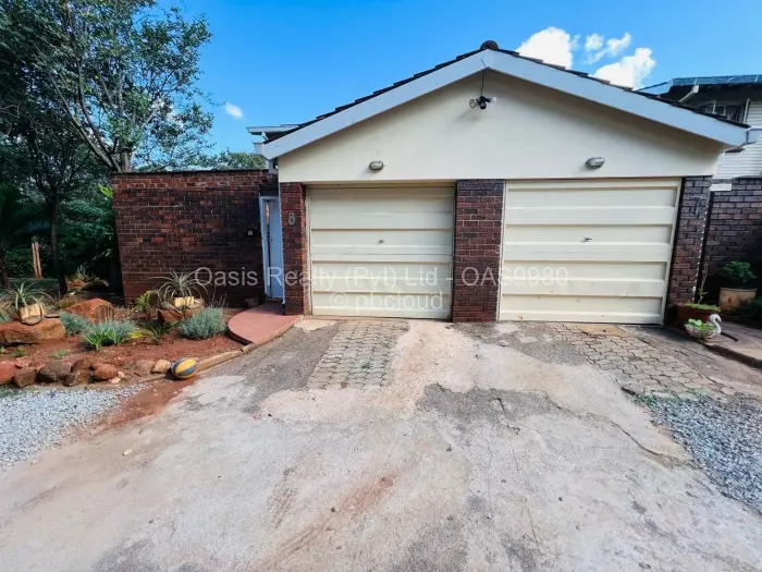 Flat/Apartment for Sale in Greystone Park, Harare