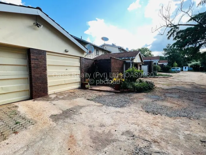 Flat/Apartment for Sale in Greystone Park, Harare