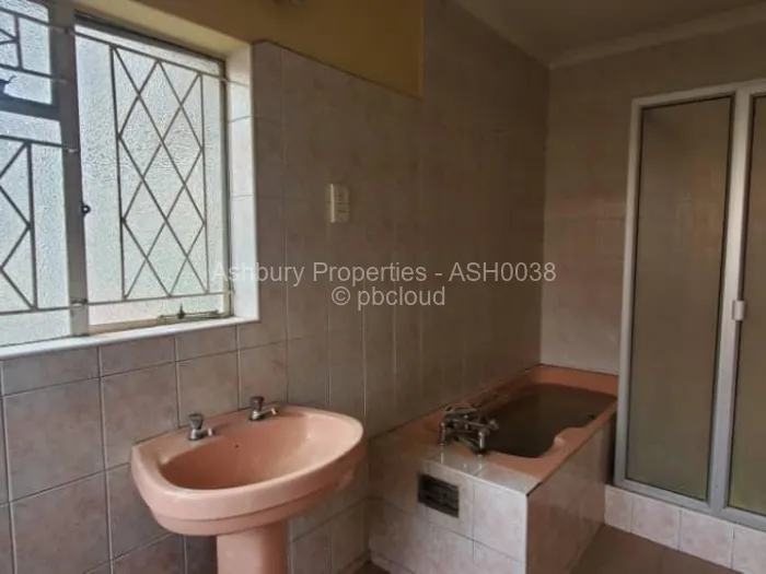 4 Bedroom House for Sale in Waterfalls, Harare