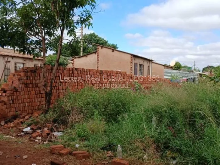 1 Bedroom House for Sale in Kuwadzana, Harare