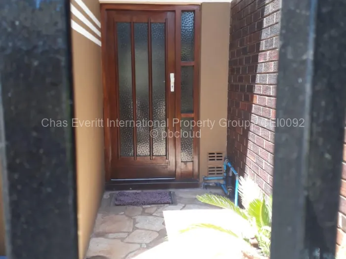 Flat/Apartment to Rent in Avondale