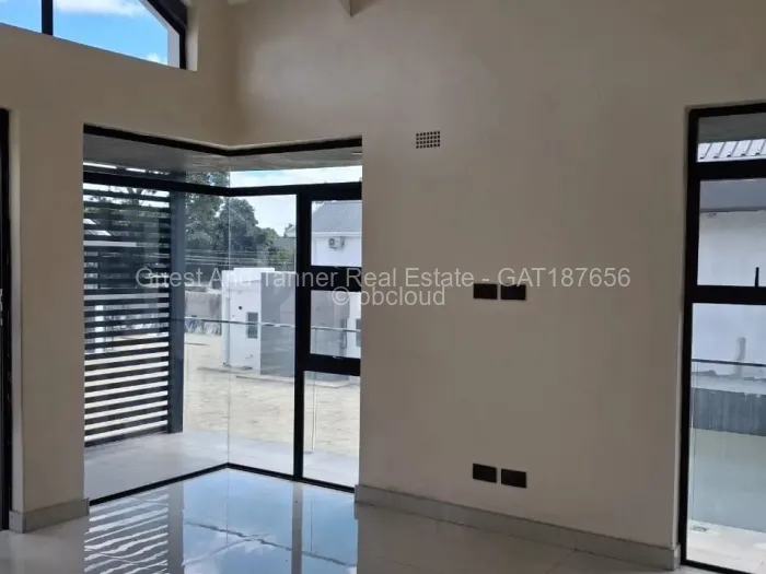 Townhouse/Cluster for Sale in Mount Pleasant, Harare