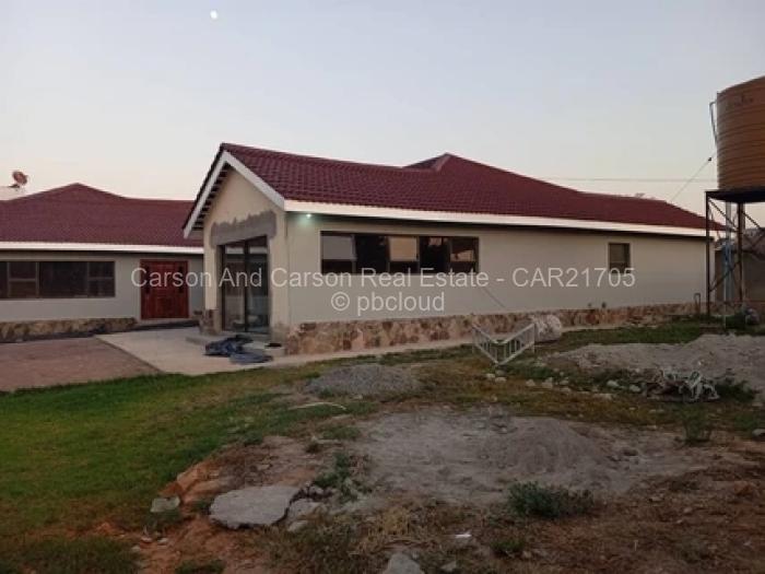 5 Bedroom House to Rent in Borrowdale Brooke, Harare