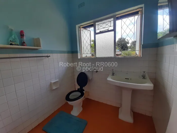 4 Bedroom House to Rent in Mount Pleasant