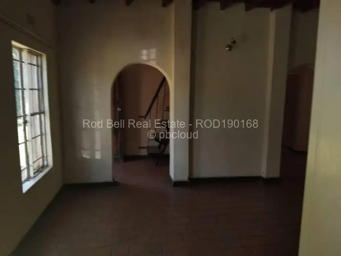 7 Bedroom House for Sale in Banket, Banket