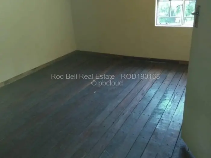 7 Bedroom House for Sale in Banket, Banket