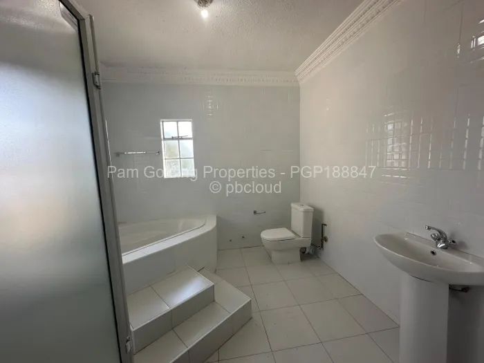 4 Bedroom House for Sale in Helensvale, Harare