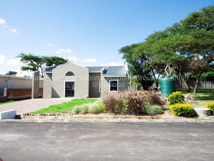 Townhouse/Cluster for Sale in Greendale, Harare