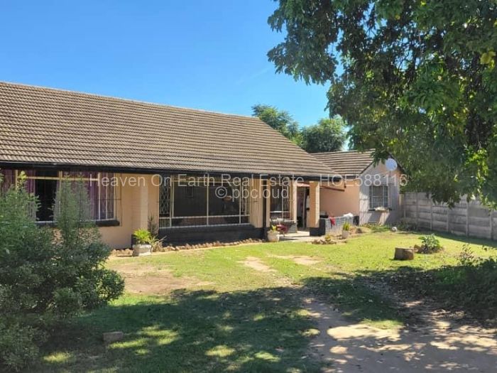 3 Bedroom House for Sale in Queensdale, Harare