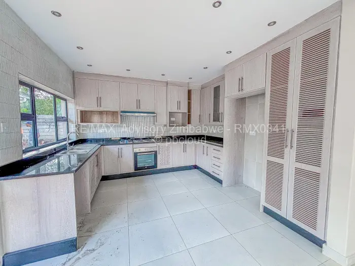 Townhouse/Cluster for Sale in Marlborough, Harare