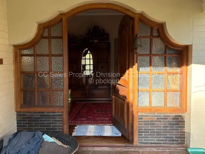 4 Bedroom House for Sale in Burnside, Bulawayo
