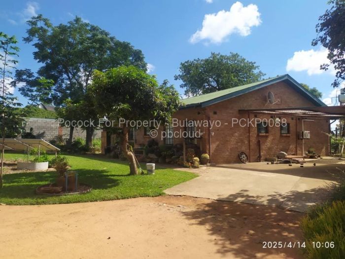 House for Sale in Matsheumhlope, Bulawayo