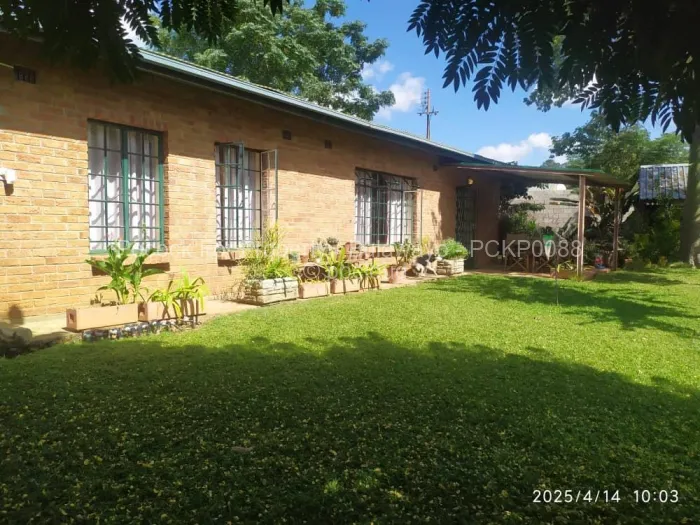 House for Sale in Matsheumhlope, Bulawayo