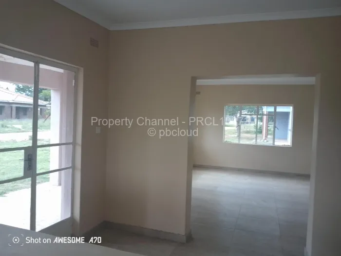 Townhouse/Complex/Cluster for Sale in Waterfalls, Harare