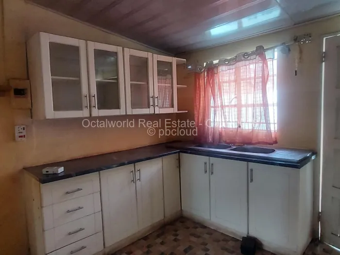 1 Bedroom House to Rent in Glen Norah, Harare