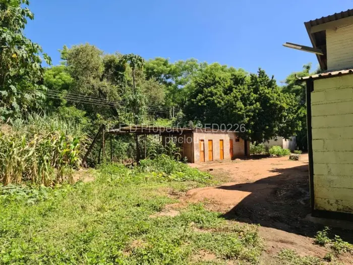 Warehouse/Industrial for Sale in Chiredzi, Chiredzi