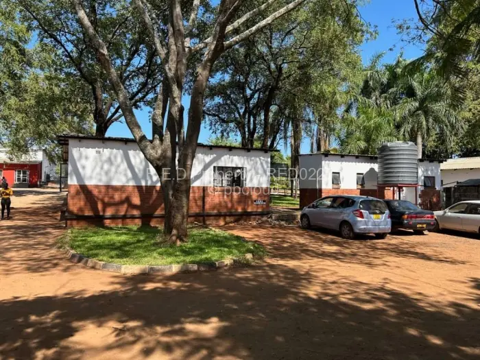 Warehouse/Industrial for Sale in Chiredzi, Chiredzi