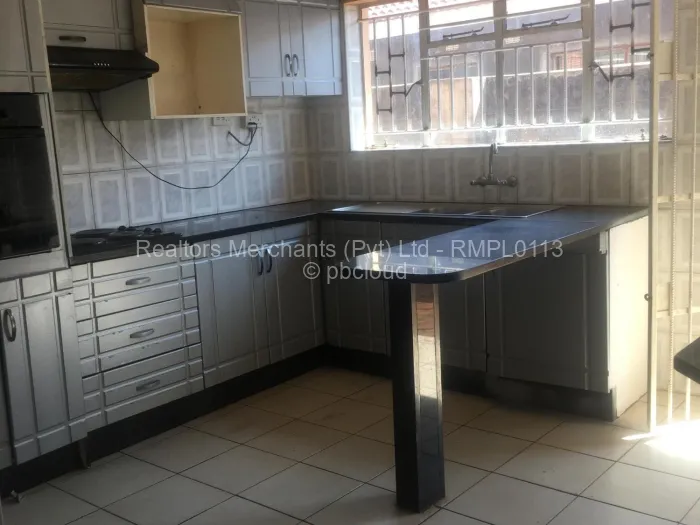 3 Bedroom House to Rent in Dawnview Park, Harare