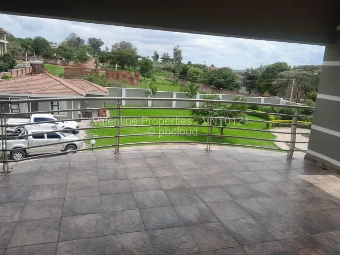 8 Bedroom House for Sale in Brookeview, Harare