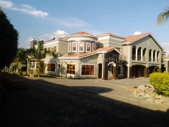 8 Bedroom House for Sale in Brookeview, Harare