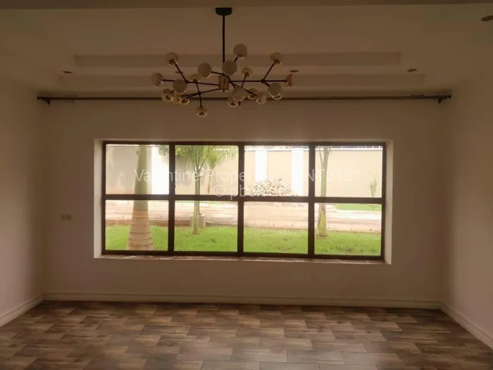 8 Bedroom House for Sale in Brookeview, Harare