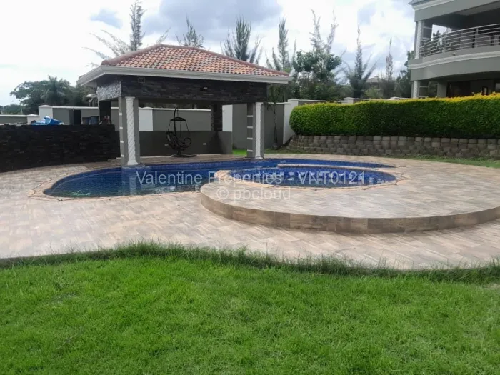 8 Bedroom House for Sale in Brookeview, Harare