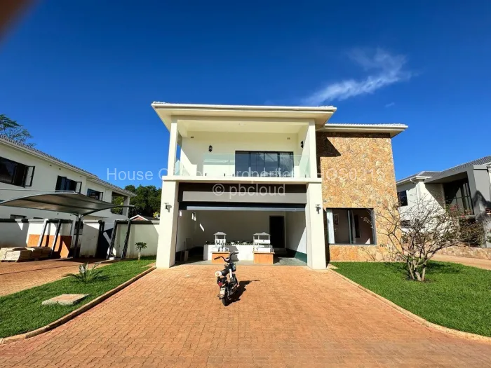 Townhouse/Complex/Cluster for Sale in Pomona, Harare