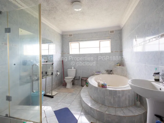 6 Bedroom House for Sale in Greystone Park, Harare