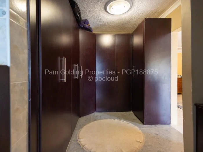 6 Bedroom House for Sale in Greystone Park, Harare