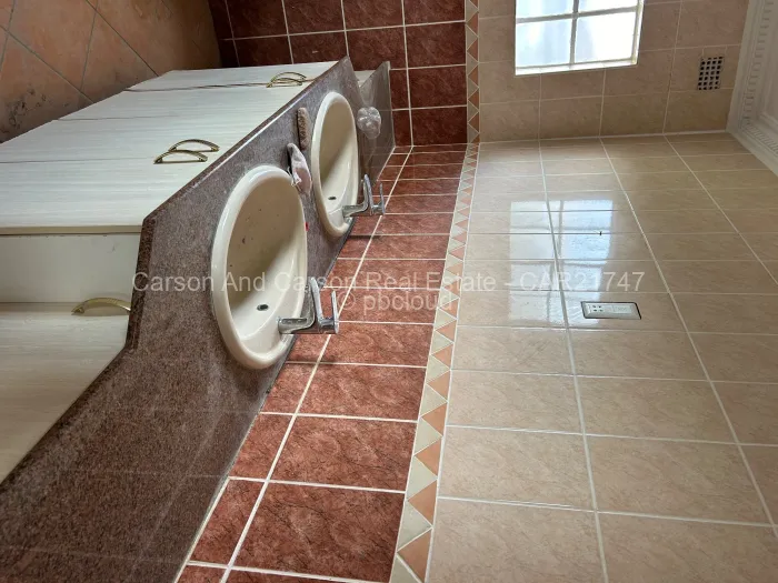 13 Bedroom House to Rent in Borrowdale