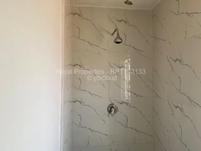 5 Bedroom House for Sale in Westlea Hre, Harare