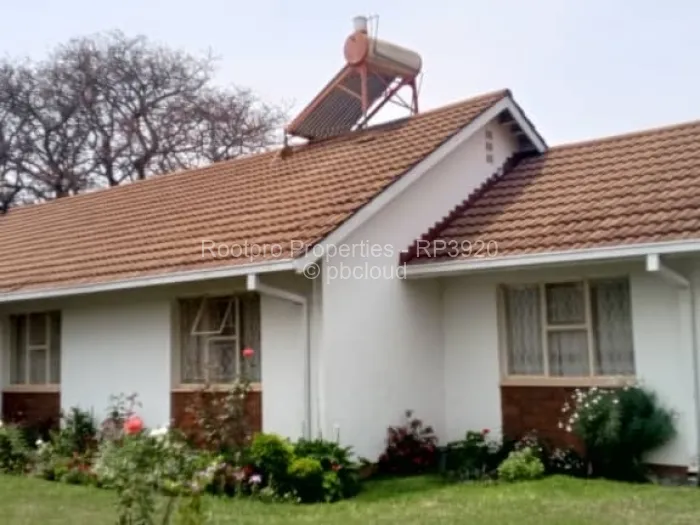 3 Bedroom House for Sale in Avonlea, Harare