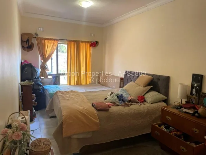 Townhouse/Complex/Cluster to Rent in Newlands